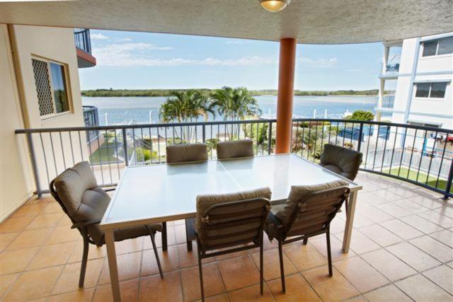 On The River Apartments Maroochydore Rom bilde